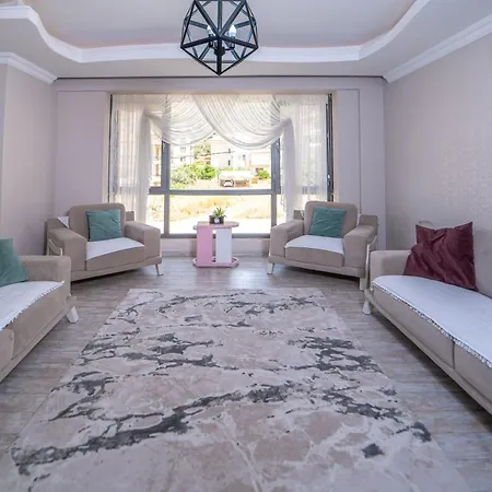Appartement Splendid Flat Close To The Beach With Balcony And Shared Backyard In Fethiye *