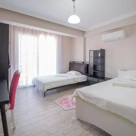 Splendid Flat Close To The Beach With Balcony And Shared Backyard In Fethiye